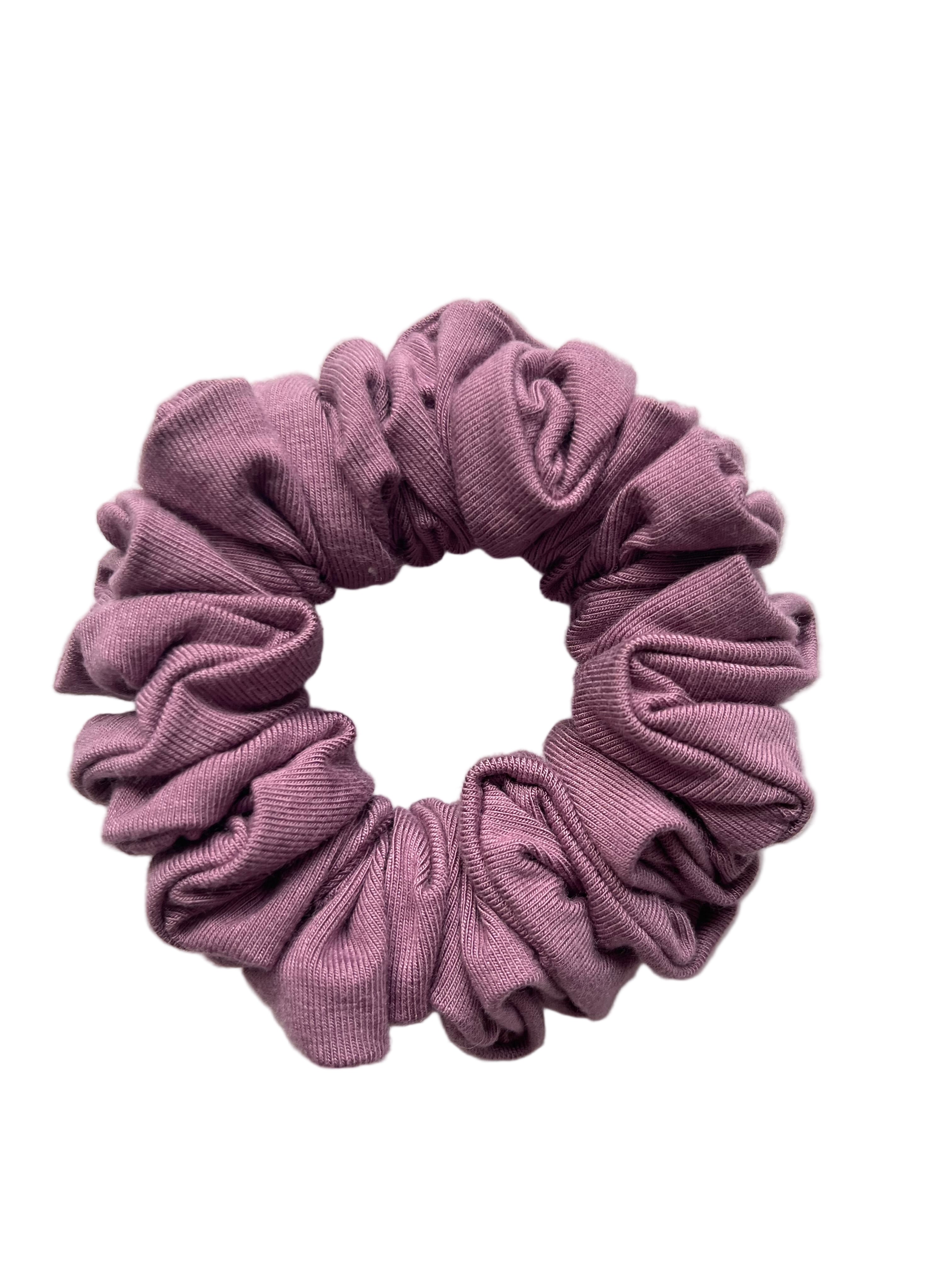 Bambus Scrunchie Altflieder – handgefertigt, weich & dehnbar