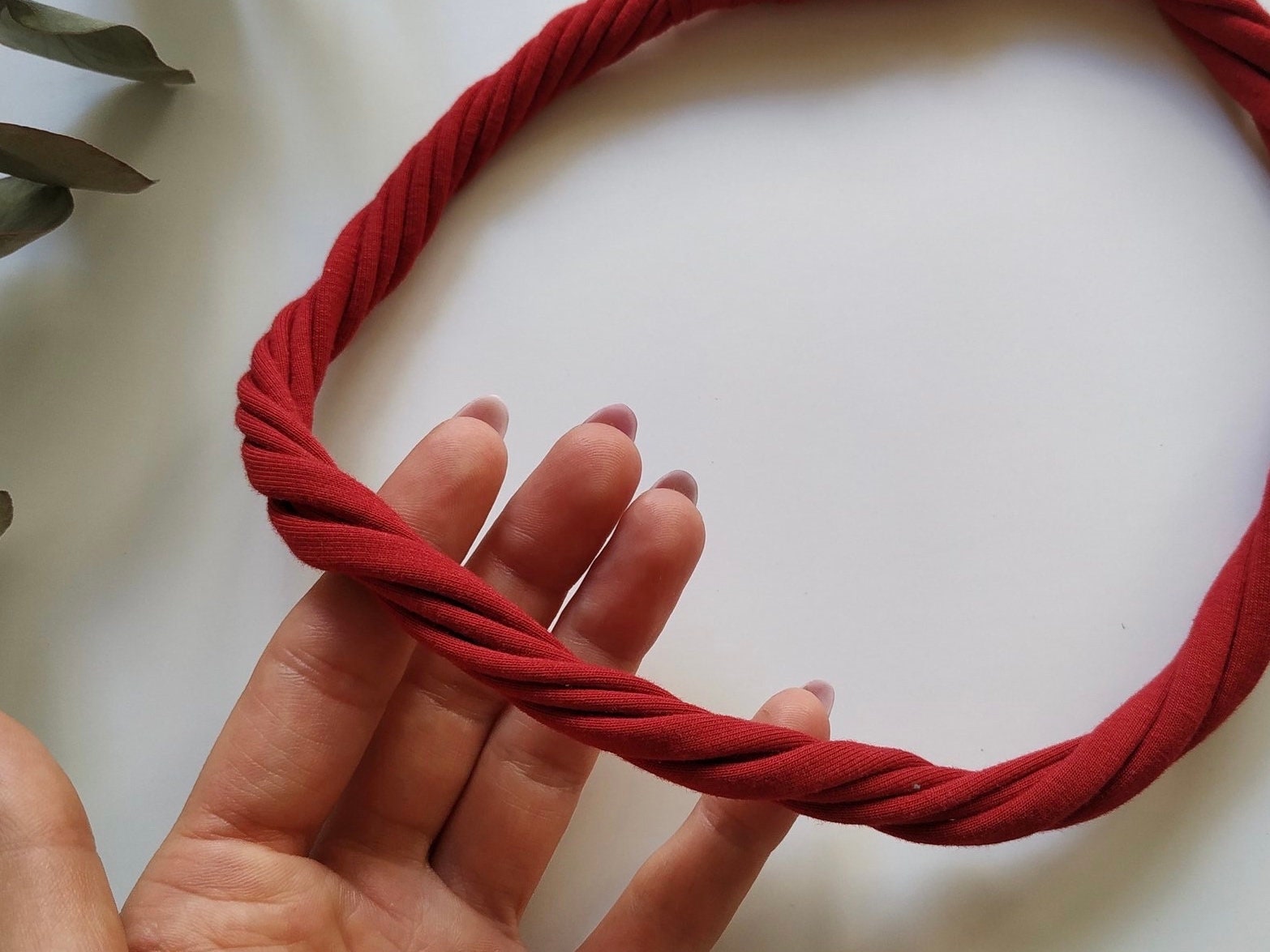 Rolled‑Up Haarband – handgeflochten, unisex, 60 Farben, flexibel & bequem