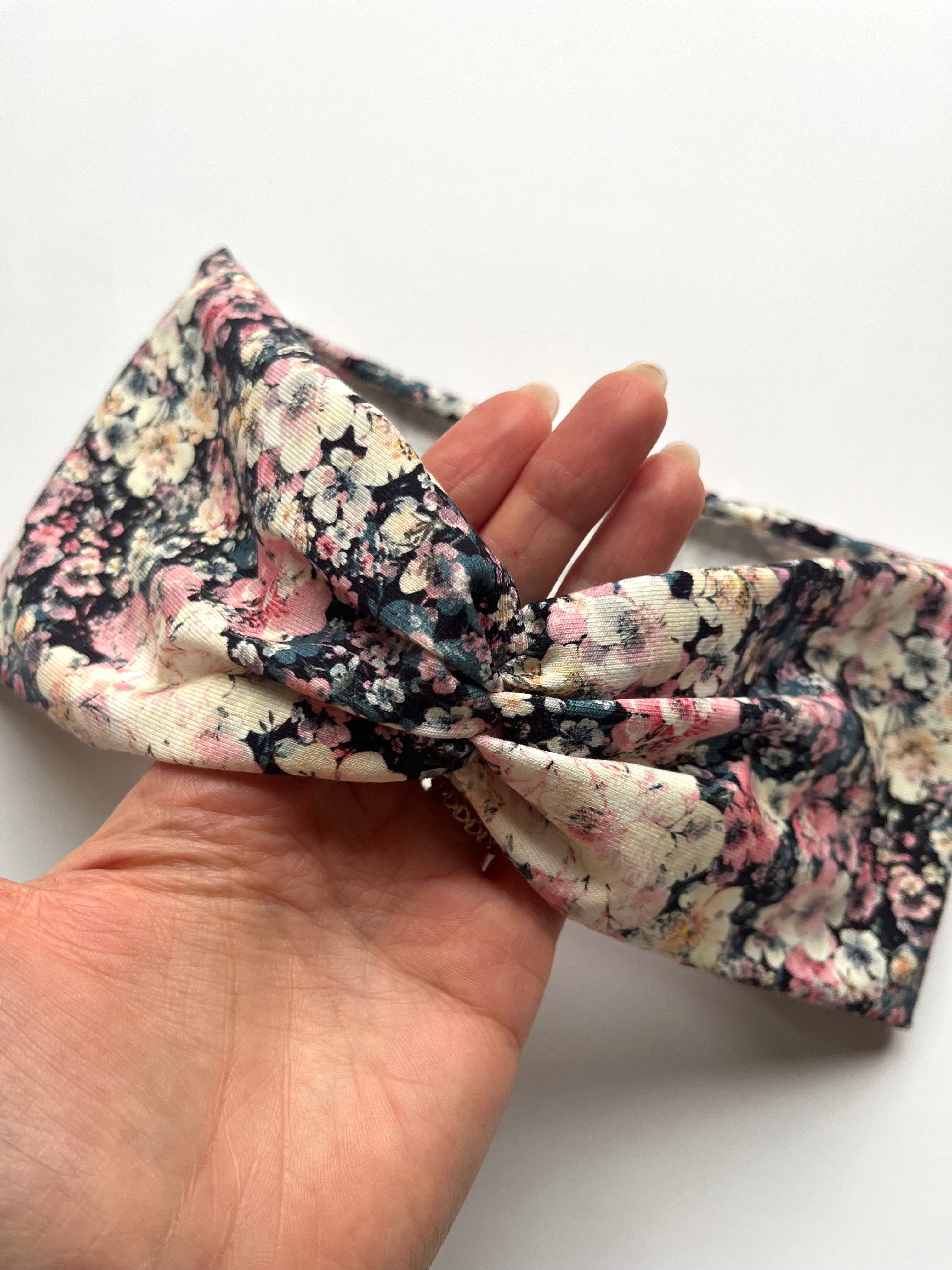 Twist Haarband in blumig Beere